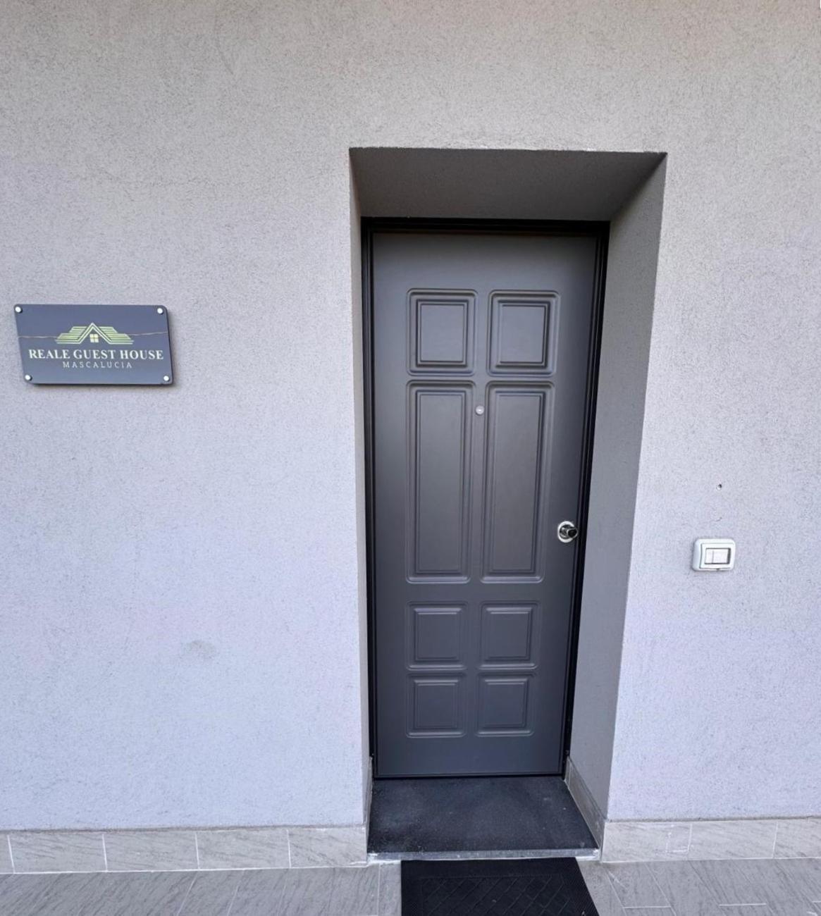 מאסקלוצ'יה Reale Guest House מראה חיצוני תמונה