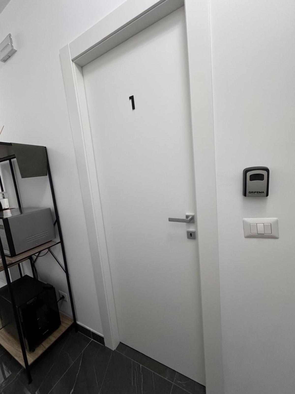 מאסקלוצ'יה Reale Guest House מראה חיצוני תמונה